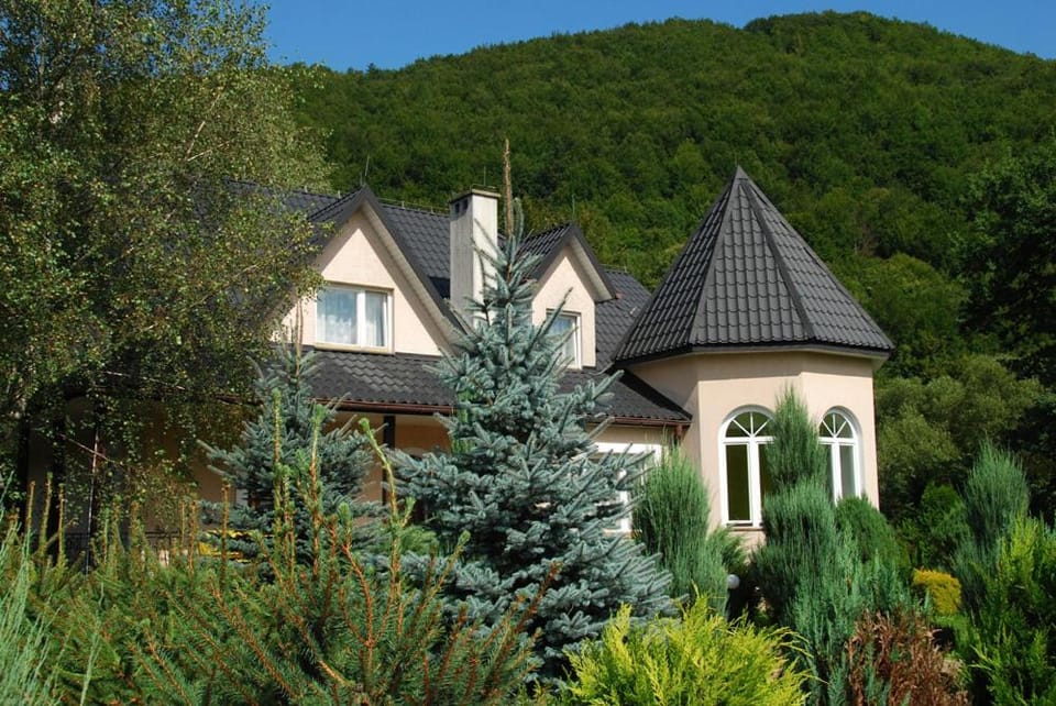 Zamek Bed and Breakfast in Poland