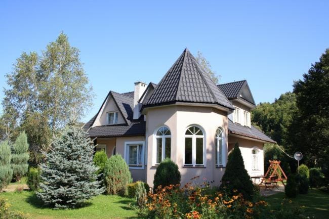 Property building, Day, Garden, Garden view