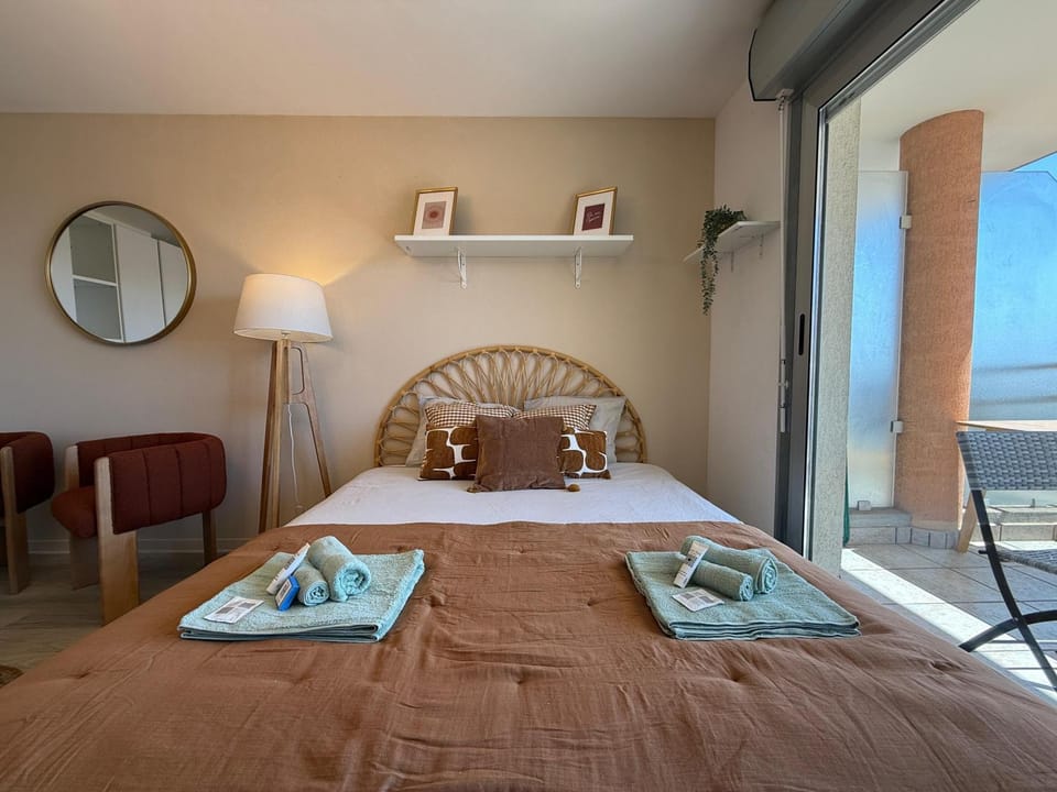 Le pano Apartment in Monaco