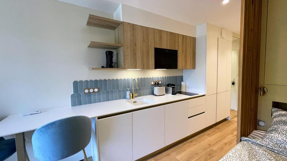 Écume et Sérénité Parking Privé Wifi Clim et LIT en 140 Apartment in La Grande-Motte