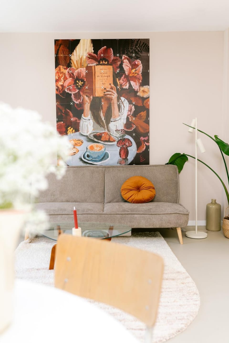 Living room, Decorative detail, Seating area