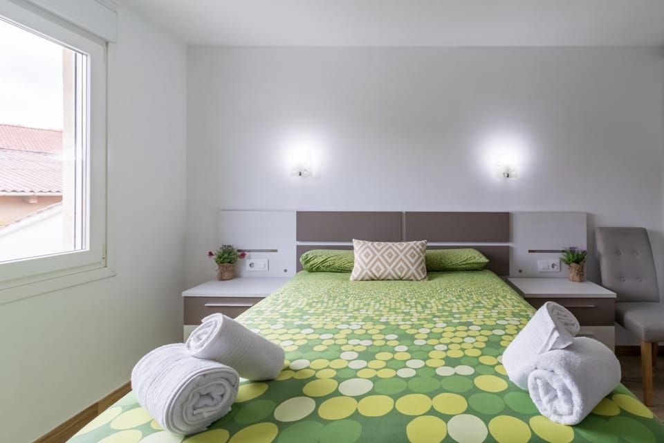 Living room, Bedroom