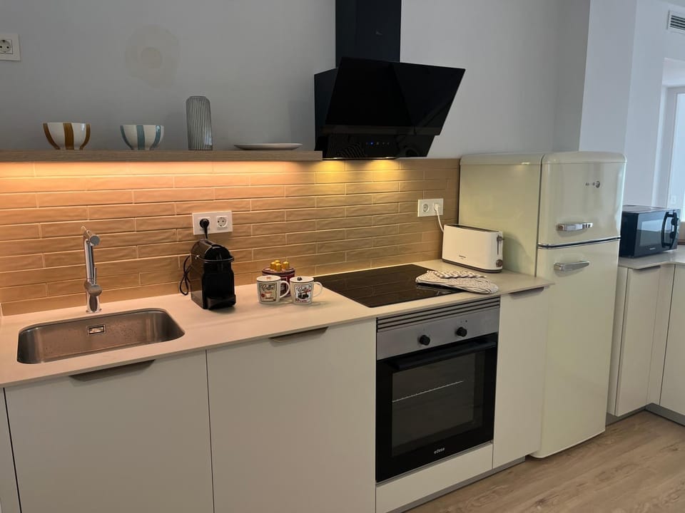 Kitchen or kitchenette