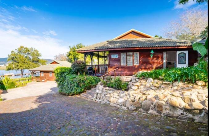 Knysna River Club Getaways - Luxury waterfront chalets Chalet in Knysna