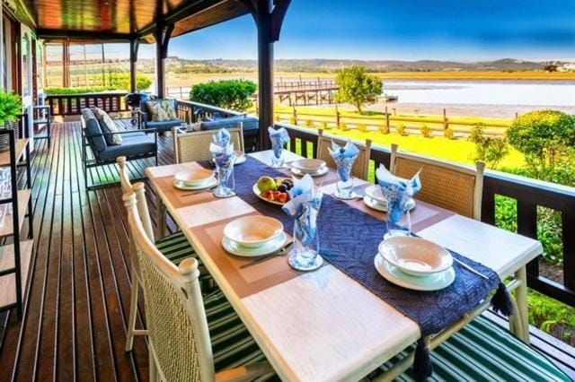Knysna River Club Getaways - Luxury waterfront chalets Chalet in Knysna