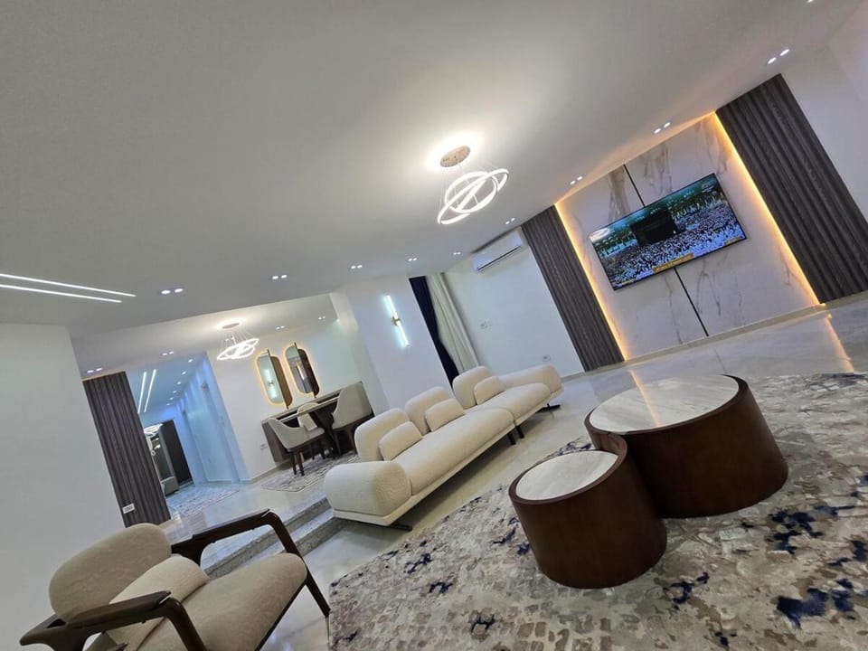 شقة فندقيه علي أعلي مستوي في قلب مدينة نصر Apartment in Cairo Governorate