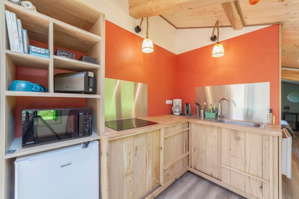 Kitchen or kitchenette, stove