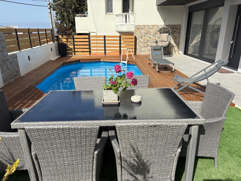 Emma - Elena Peris Villas, By Idealstay Experience Villa in Crete
