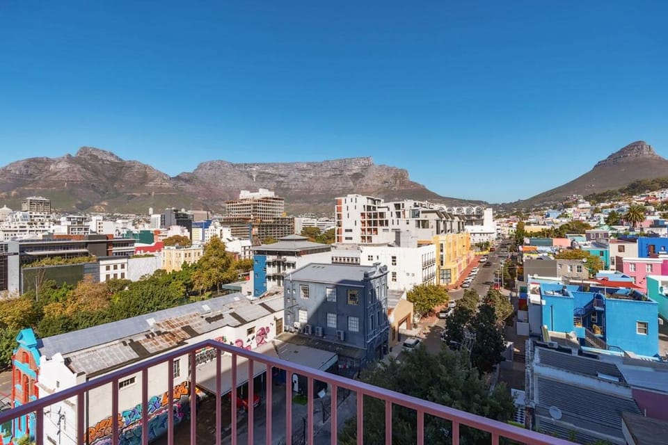 Bright & Chic Studio at The Rose Apartment in Cape Town