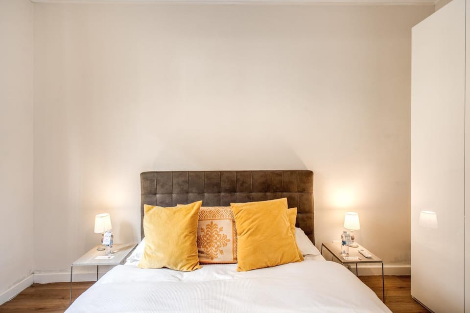 Large Apartment in San Giovanni A Apartment in Rome