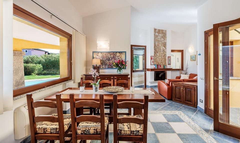 Property building, Living room