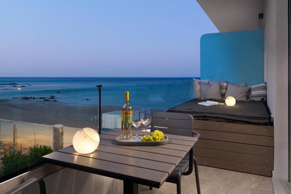 View (from property/room), Balcony/Terrace, Beach, Sea view