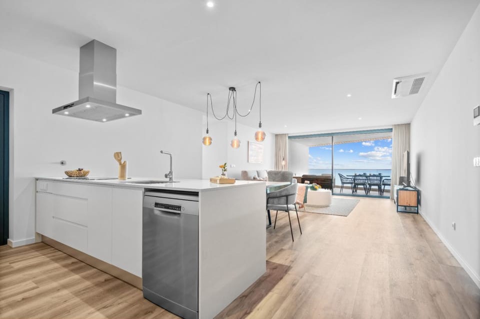 Atlantis Apartment Apartment in Câmara De Lobos