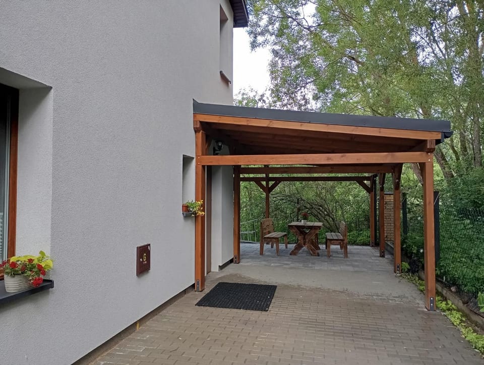 Property building, Balcony/Terrace