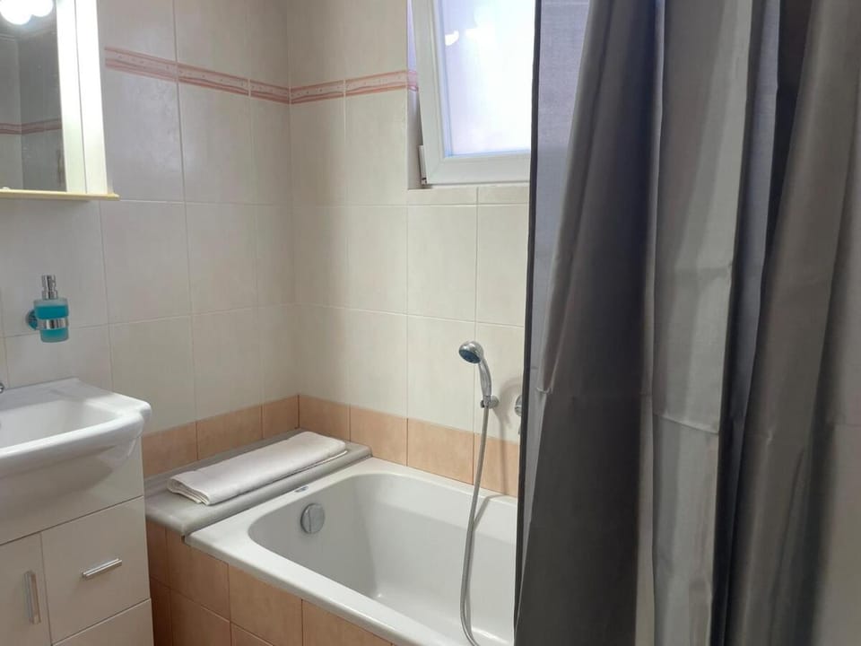 Lilikas Sea Front Apartments 2 Apartment in Decentralized Administration of the Aegean