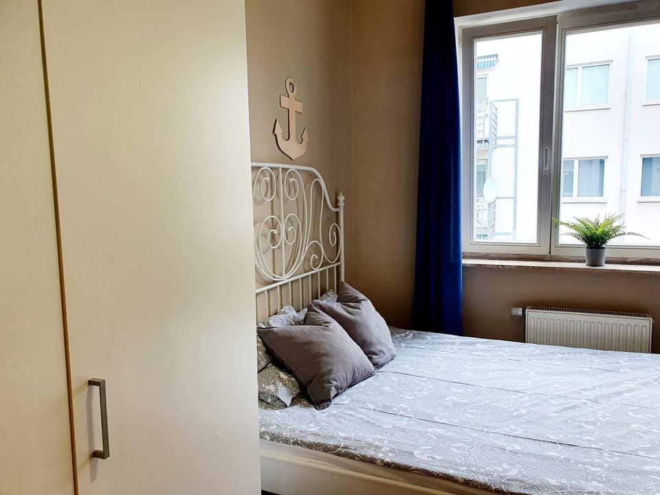Apartament Okrzei Sopot 12 & parking Apartment in Sopot