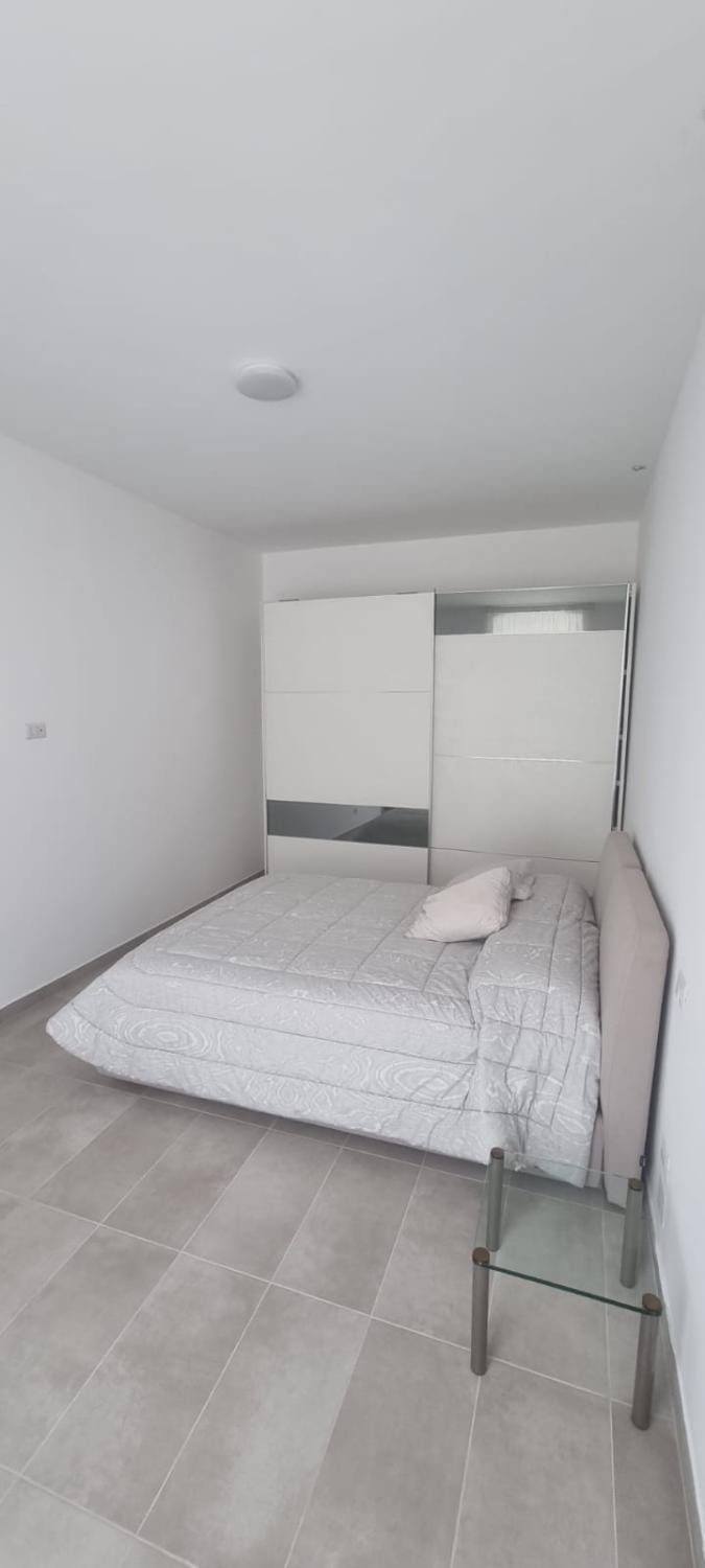 Casa moderna in centro storico Apartment in Asti