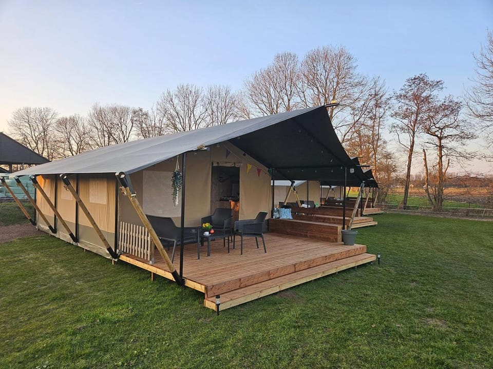 HappyFarm Safaritent Luxury tent in Gelderland, Netherlands