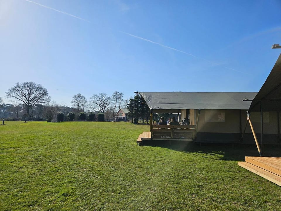 HappyFarm Safaritent Luxury tent in Gelderland, Netherlands