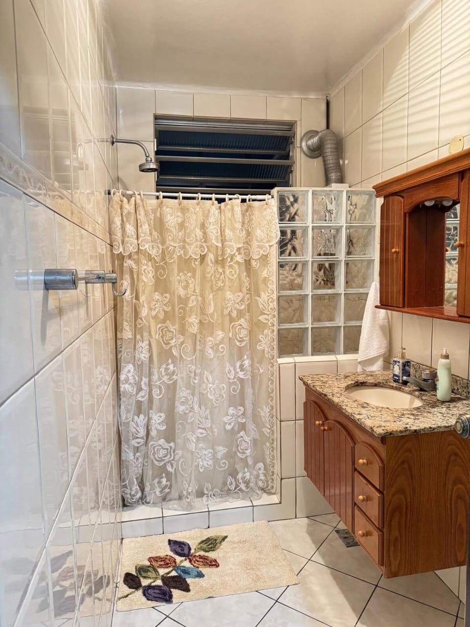 Shower, Bathroom, towels