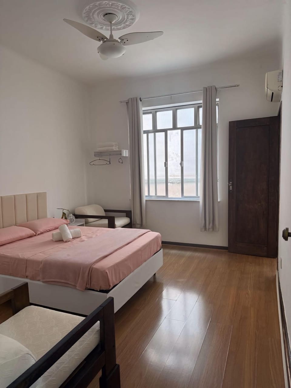 Bedroom, towels, wardrobe, air conditioner