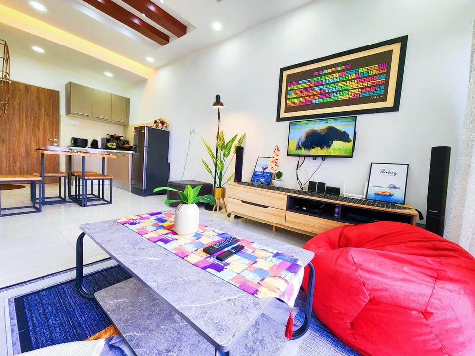 TV and multimedia, Living room, Seating area