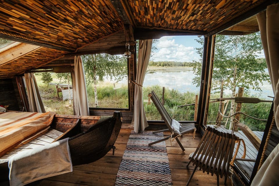 Bed, Day, Natural landscape, View (from property/room), Photo of the whole room, Lake view