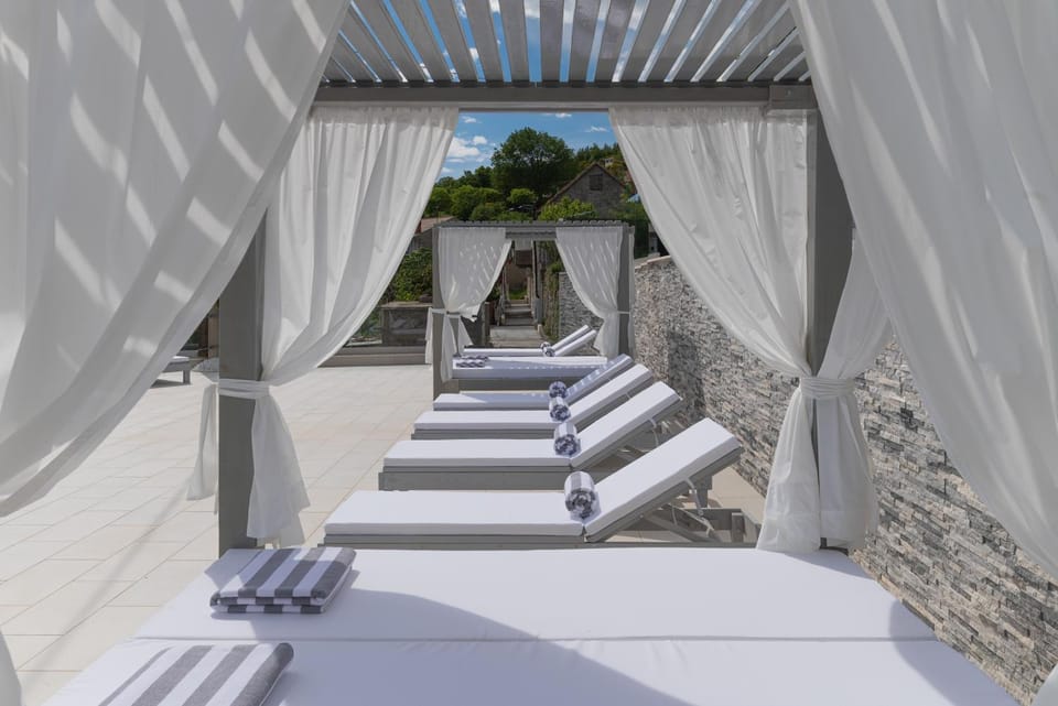 sunbed