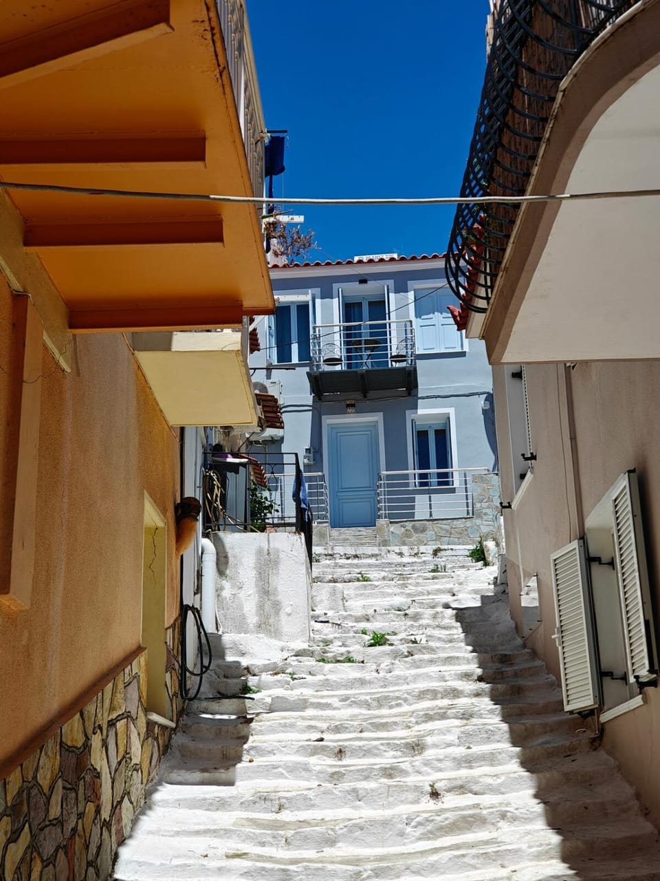 Plomari Grey house Casa Peppe Apartment in İzmir Province