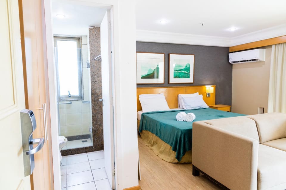 Barra balcony flat - Pool, gym, parking space and beach! Apartment in Rio de Janeiro