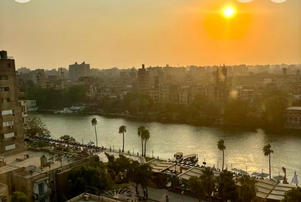 Zamalek Luxury Nile View 3BR Premium Oasis Apartment in Cairo