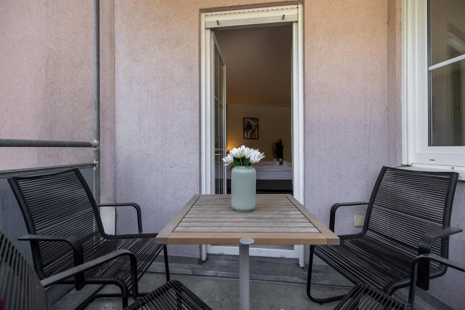 Balcony/Terrace, Seating area
