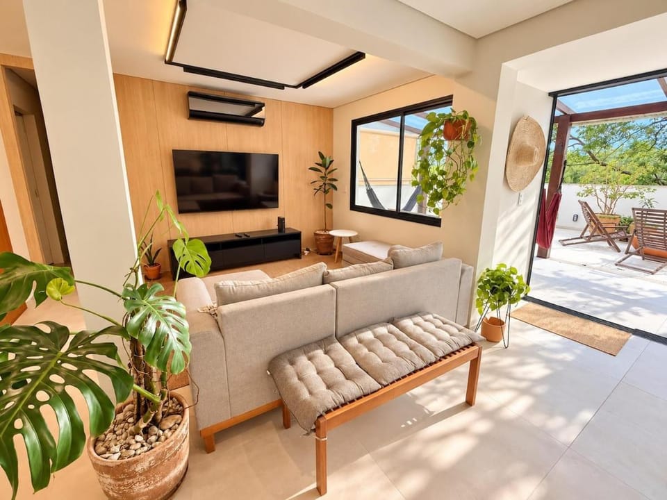 Apê Sunshine| Terraço| Interação com animais Apartment in Florianopolis