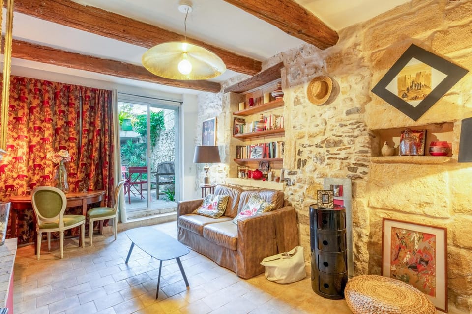 Property building, Living room