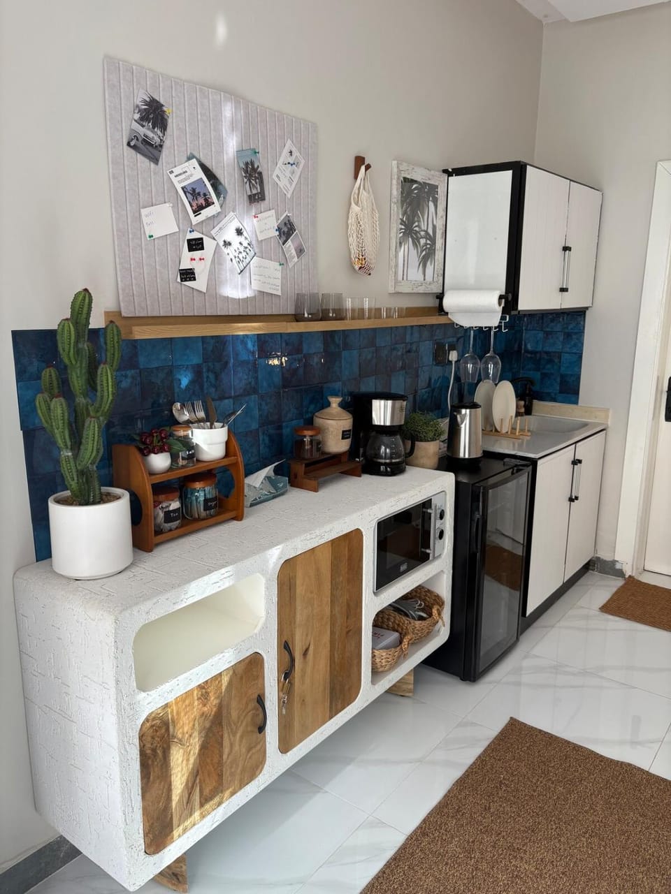 Coffee/tea facilities, Kitchen or kitchenette