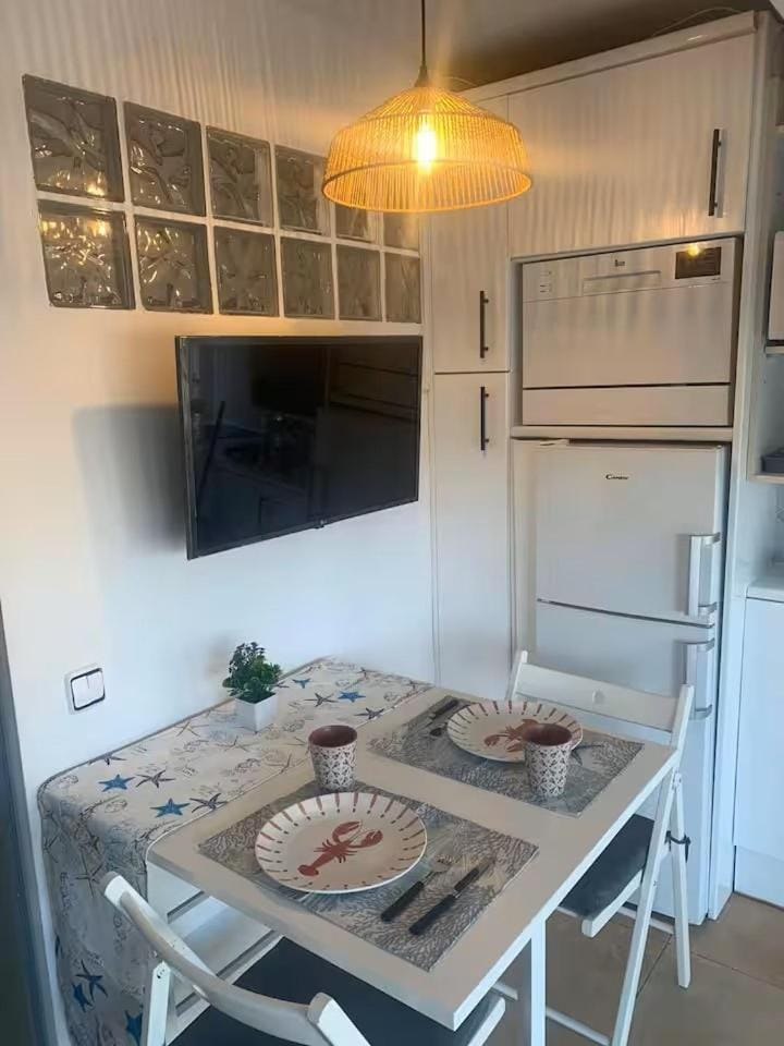 TV and multimedia, Dining area