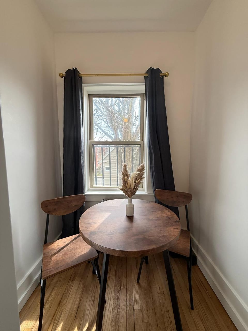 High Falls Studio Kitchen TV Downtown Rochester Apartment in Brighton