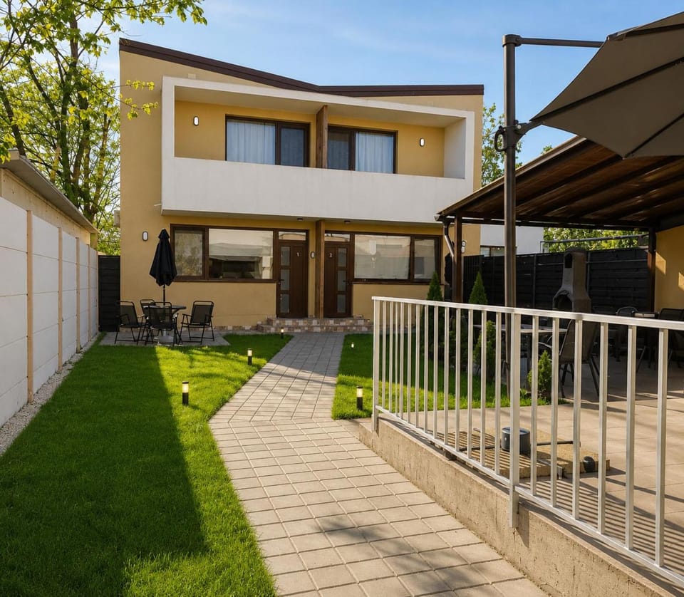Property building, Garden view