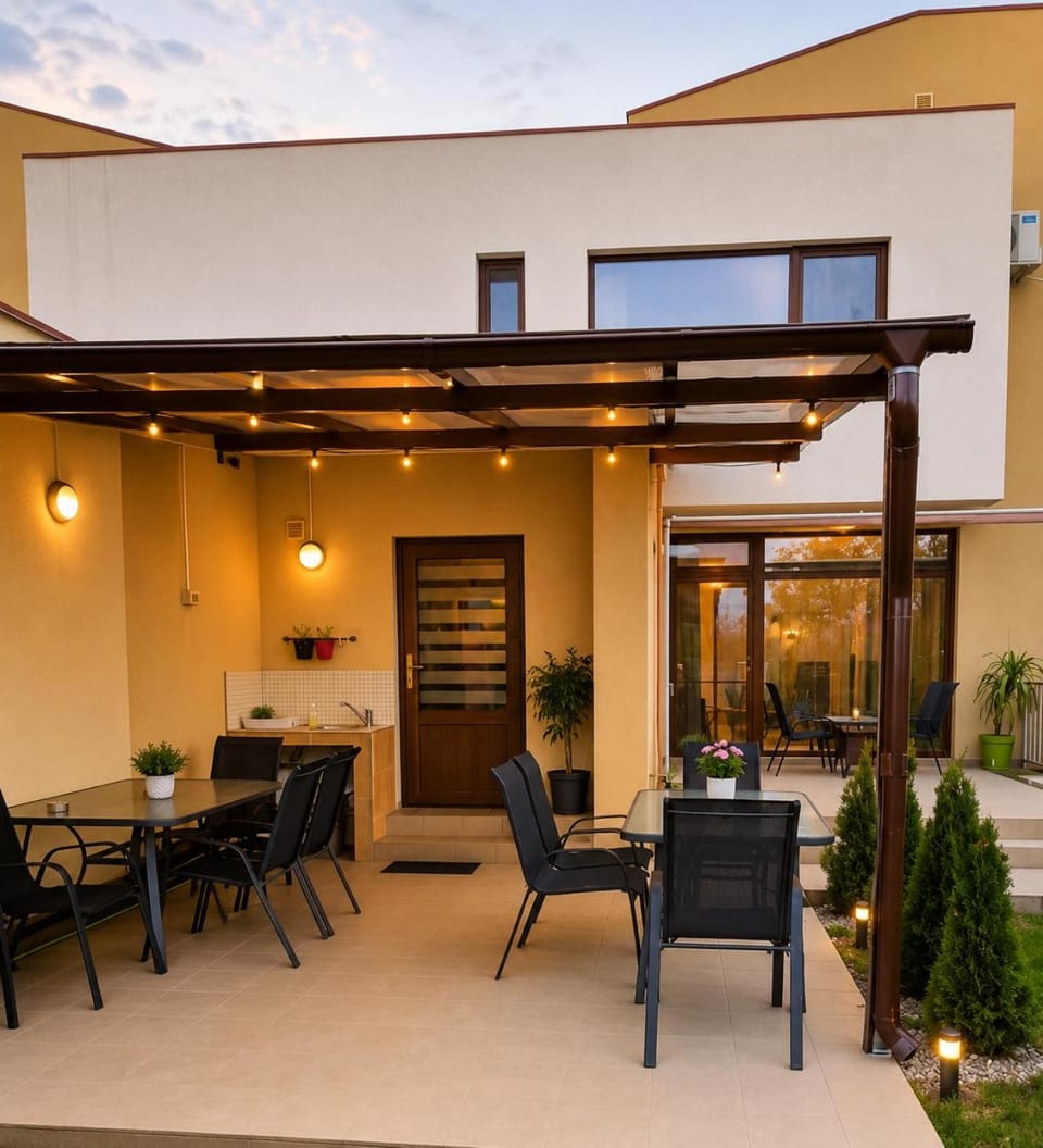 Property building, Patio, Seating area