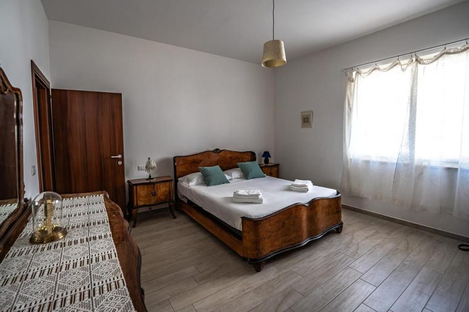 Bed, Photo of the whole room, Bedroom, towels, wardrobe