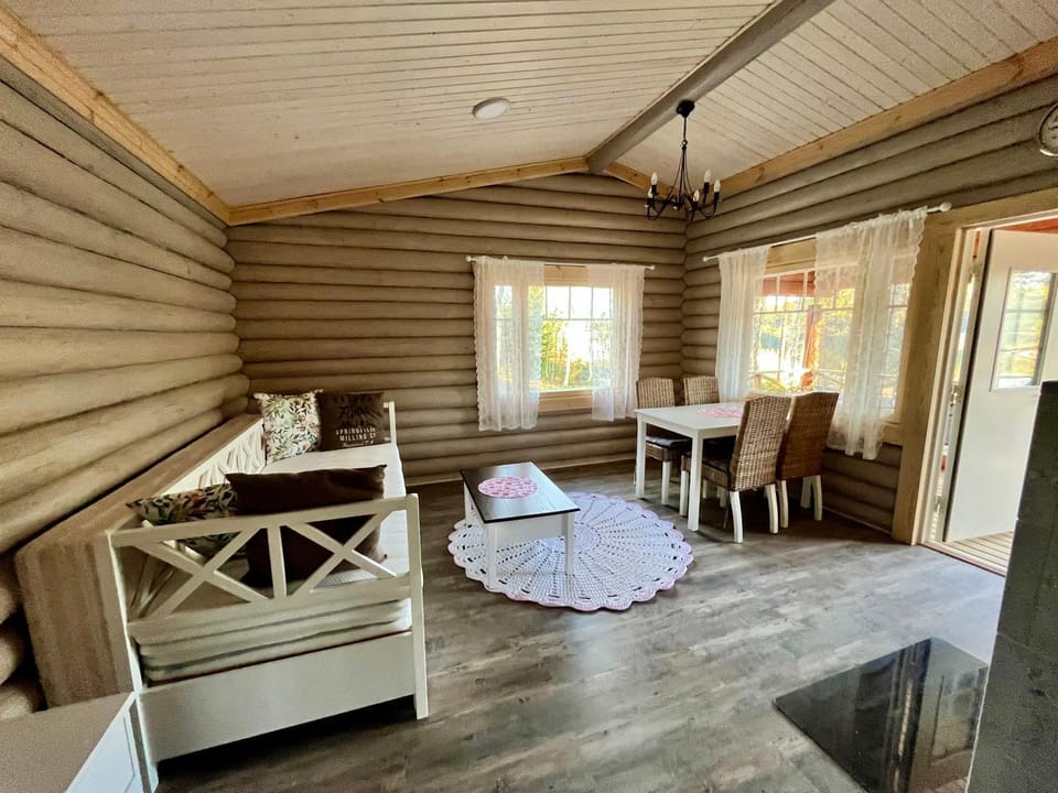 Villa Aurora, LaatuLomat Chalet in Finland