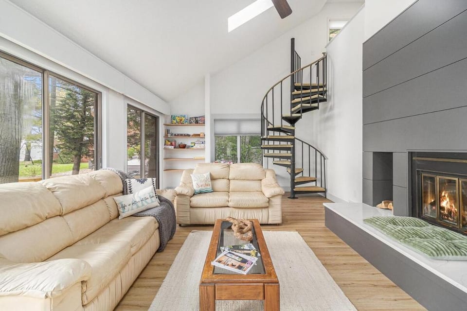 Koertside Cottage House in Michigan