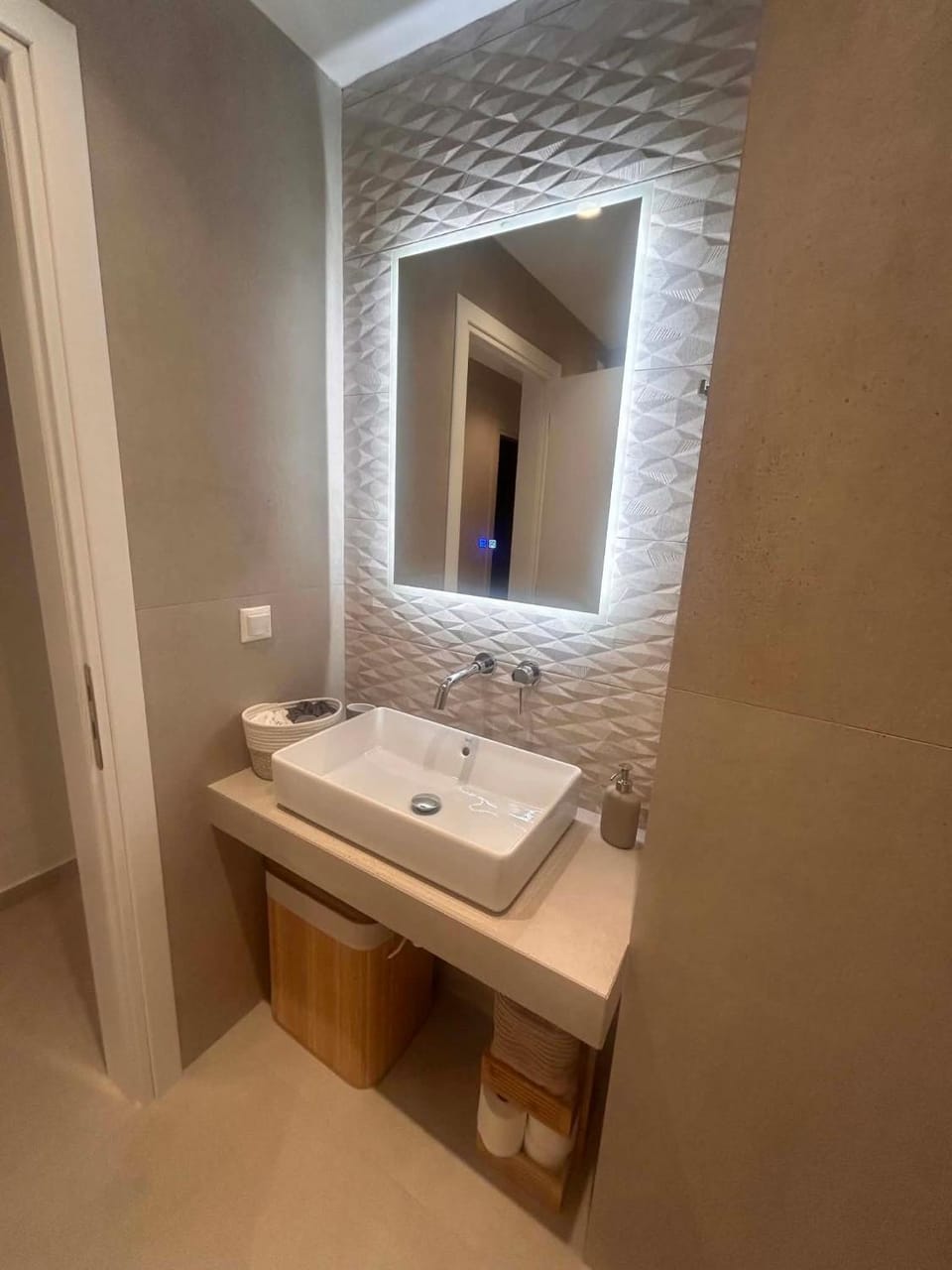 Almires 2 - Stay 20m from Aegean Sea Apartment in Milos