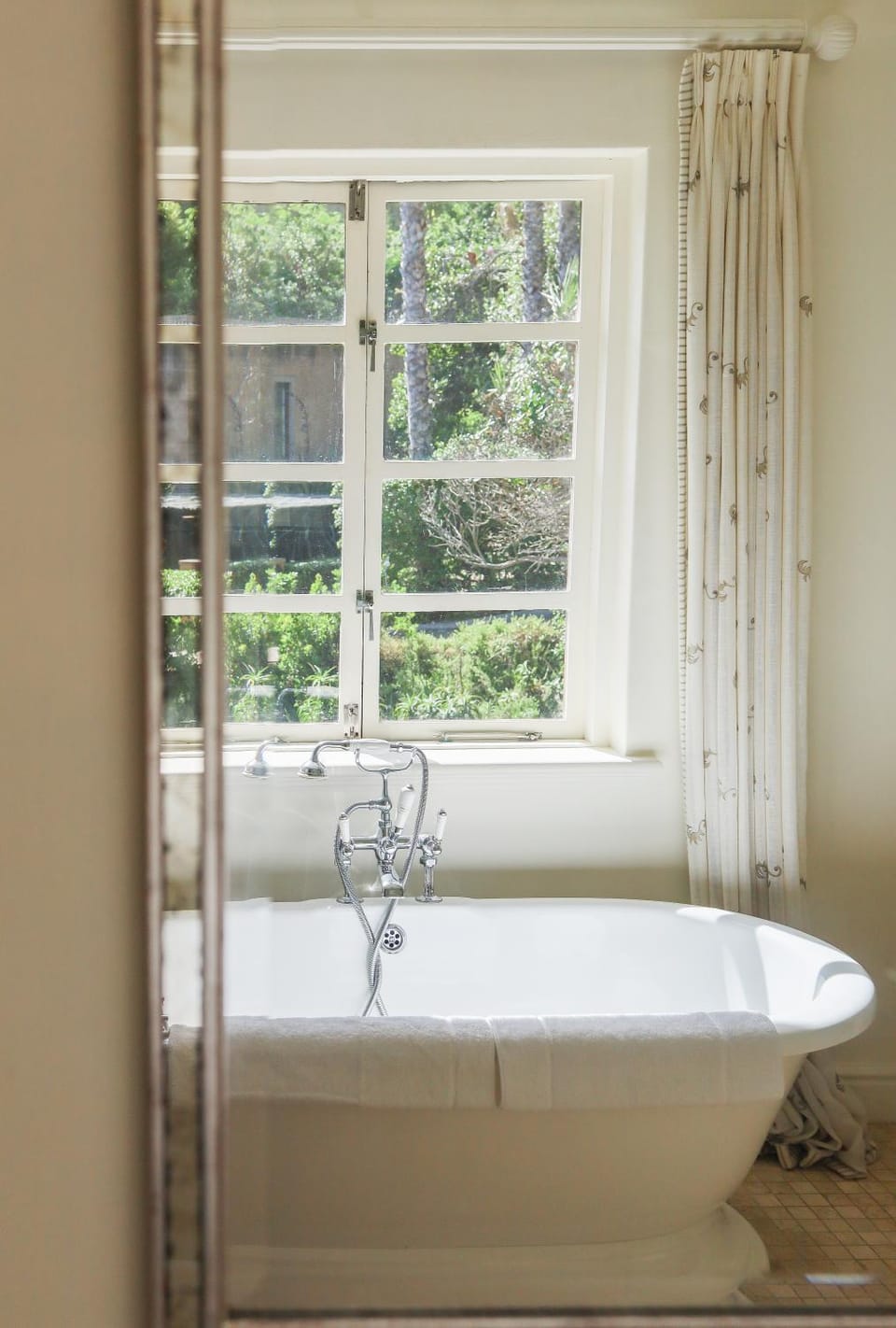 Bathroom, Bath