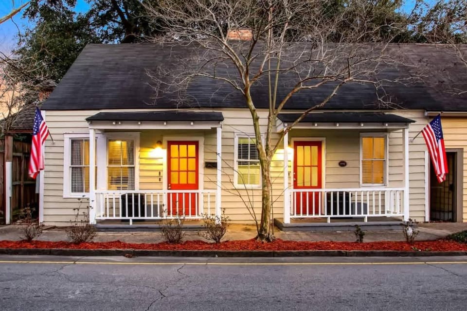 Hot Tub - Historic District - Next to Forsyth Park House in Savannah