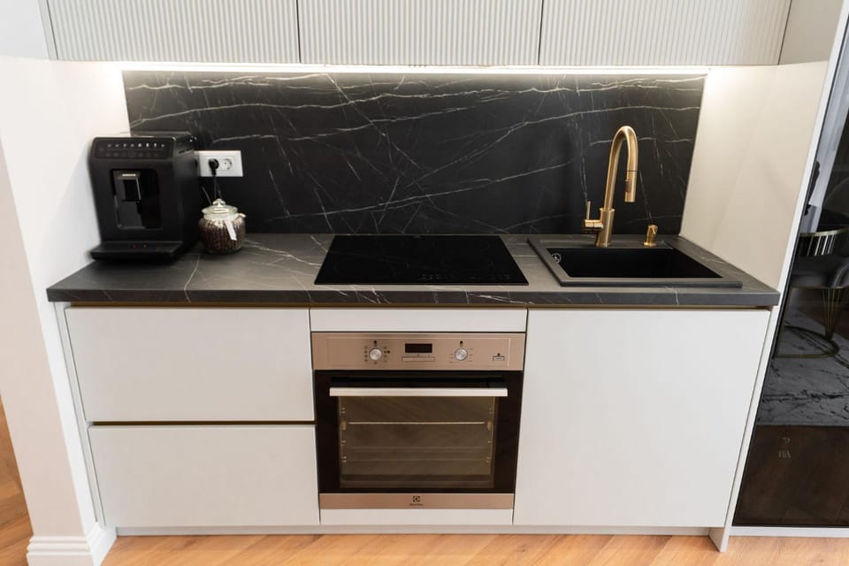 Luxe Apartment - NEO TOWER Apartment in Romania