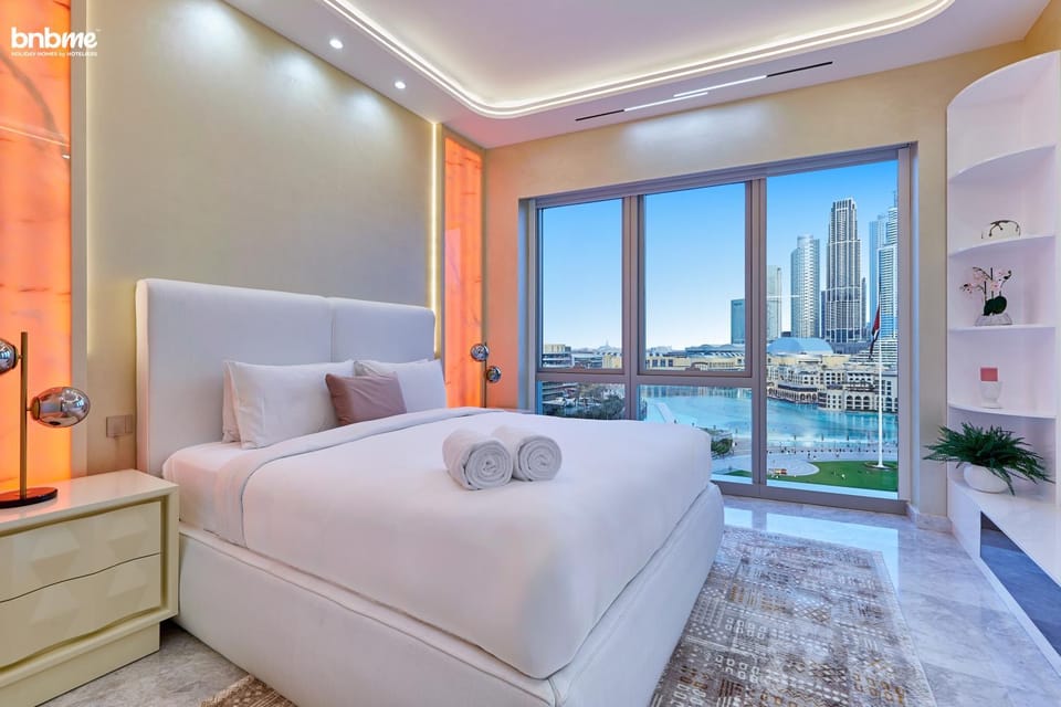 Bed, Photo of the whole room, Bedroom, City view