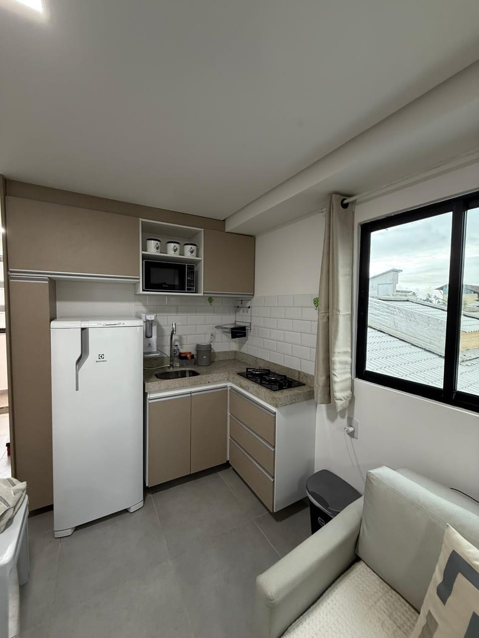 Kitchen or kitchenette, stove