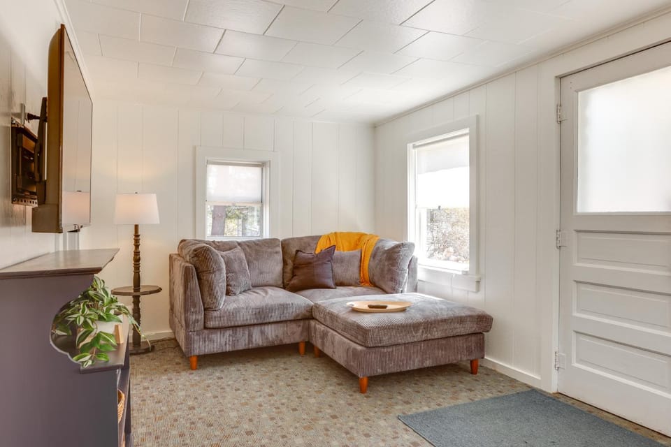 Swim, Hike & Unwind: Frankfort Cottage w/ Fire Pit House in Frankfort