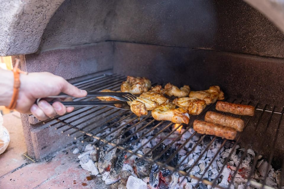 BBQ facilities, Food and drinks, Food, fireplace